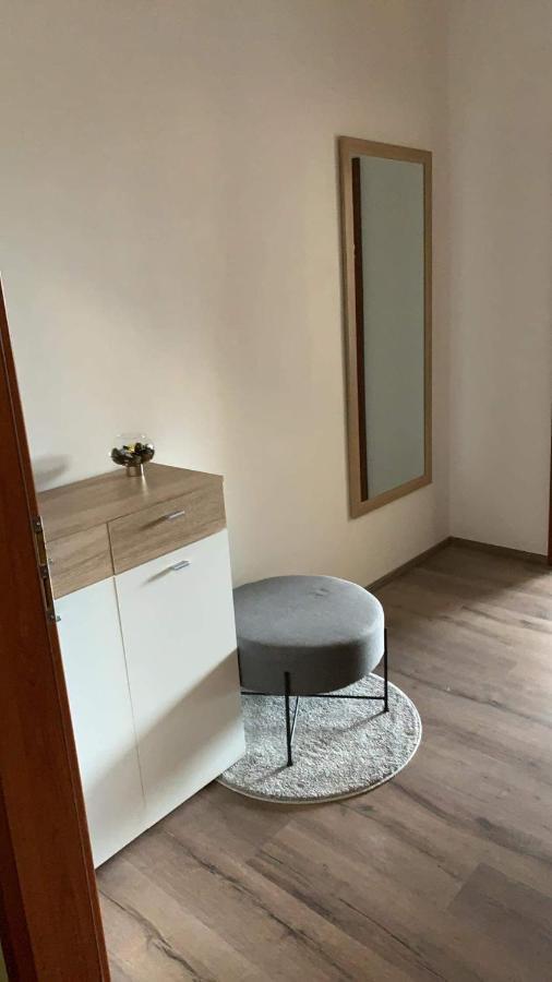 Ubytování Hanka v hotelovém pokoji C408 Frymburk Exteriér fotografie